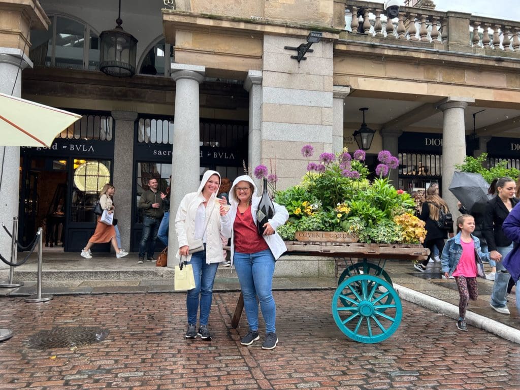 Prosecco at Covent Gardens, yes please, even in the rain! A shoppers paradise.
